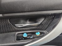 Tapicerka drzwi przód lewa boczek kierowcy bmw F30 2083494