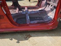 Próg prawy SŁUPEK ŚRODKOWY B Toyota Yaris III HB 5d bordowy 3N8