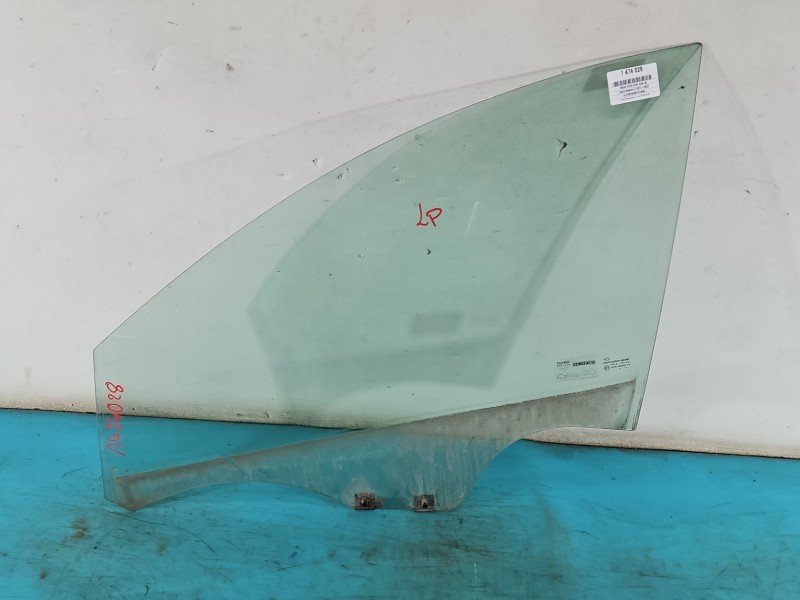 Szyba drzwi przód lewa Dacia Sandero II 12-20 HB