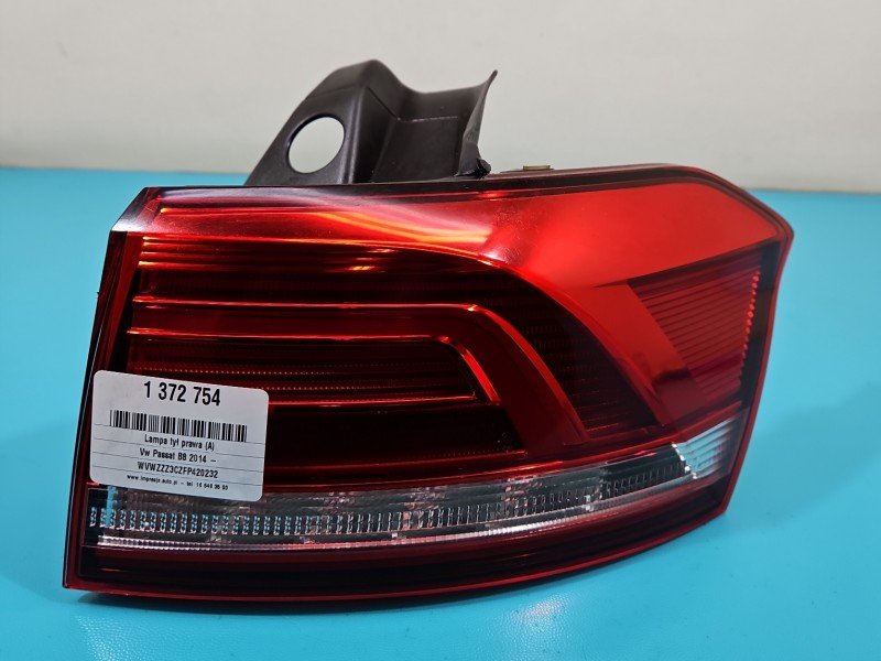 Lampa tył prawa Vw Passat B8 kombi