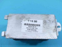 Chłodnica oleju VOLVO V70 III 2.4 D5 NRF2002300