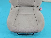 Fotel prawy przód pasażera Toyota Avensis III T27
