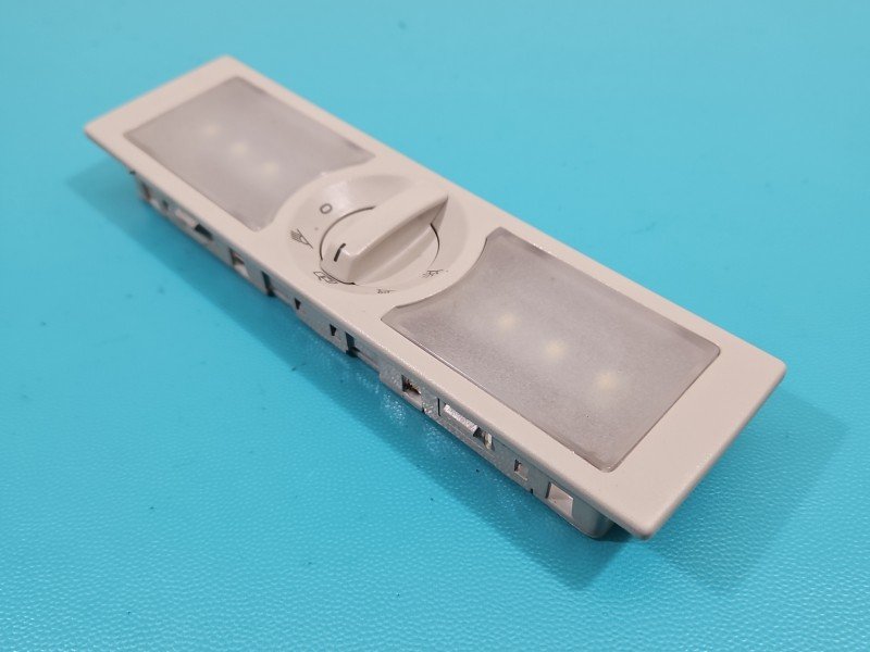 Lampa kabiny lampka Skoda Karoq 5F0947291BY20 Lampa kabiny lampka Skoda Karoq 5F0947291BY20