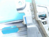 Podnośnik przód lewy SZYBY WINDA 83460-65D00 Suzuki Grand Vitara I Europejska, 2pin , pęknięty plastik od mocowania szyby 3d HB