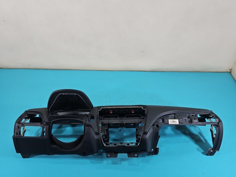 Deska rozdzielcza konsola kokpit BMW F20 eu Deska rozdzielcza konsola kokpit BMW F20 eu