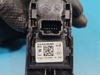 Przełącznik szyb Renault Trafic III 809617863R EU