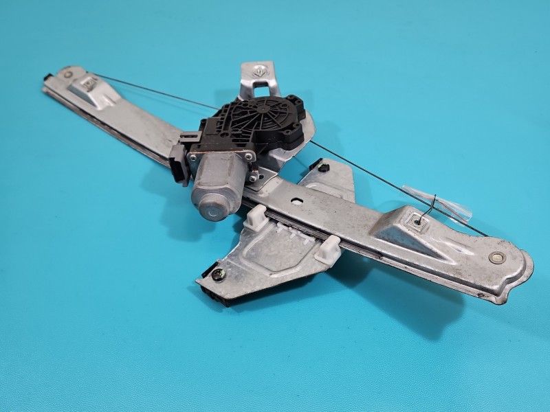 Podnośnik przód lewy Citroen C3 II 09-16 5d HB