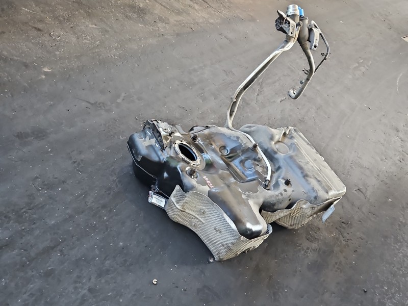 Zbiornik paliwa bak Skoda Superb IV 2.0 TDI (DXPA)