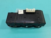 Przełącznik szyb Hyundai Elantra VI 15-20 93570F2100 EU