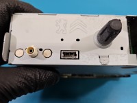 Radio fabryczne Peugeot 301 98134281ZD radioodtwarzacz