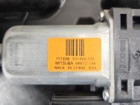 Podnośnik przód prawy Jeep Grand Cherokee IV WK2 Producent części: JEEP 931400-102. 5d HB