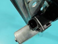 Podnośnik przód prawy Renault Captur I 128001471-B 5d HB