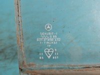 Szyba drzwi tył lewa Mercedes 123 sedan