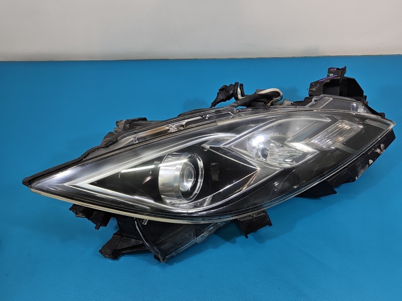 Reflektor prawy lampa przód Mazda 6 II GH EUROPA