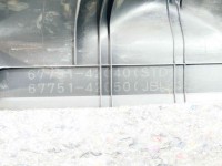 Tapicerka klapy tył boczek bagażnika tylnej Toyota Rav4 III 05- 67751-42040, 67751-42050