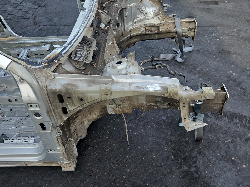 Podłużnica prawa fartuch Vw Passat B8