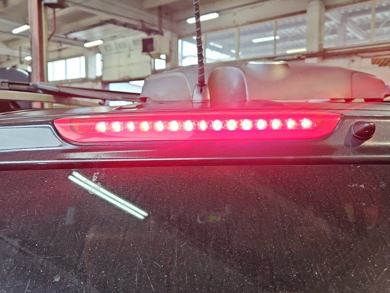 TRZECIE ŚWIATŁO STOP STOPU Kia Sportage II 04-10