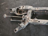 Tylna belka oś tył Toyota Rav4 IV 2.0 D4D