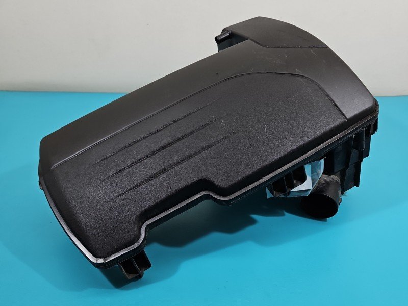 Obudowa filtra powietrza Dacia Sandero II 12-20 8200517765B 1.1 16V Obudowa filtra powietrza Dacia Sandero II 12-20 8200517765B 1.1 16V