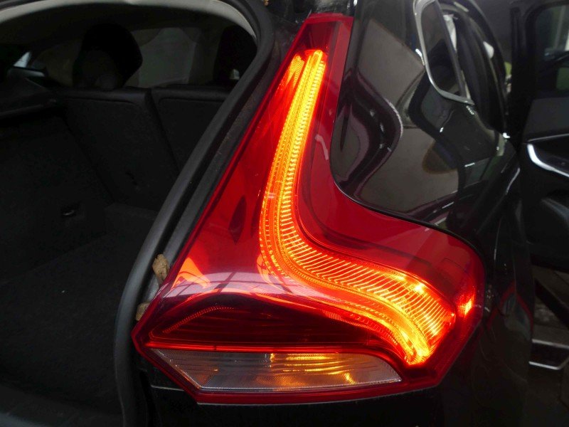 Lampa tył prawa Volvo V40 II 12-19 HB