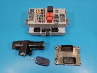Komputer Sterownik silnika Fiat Idea 1.4 16V 0261208206