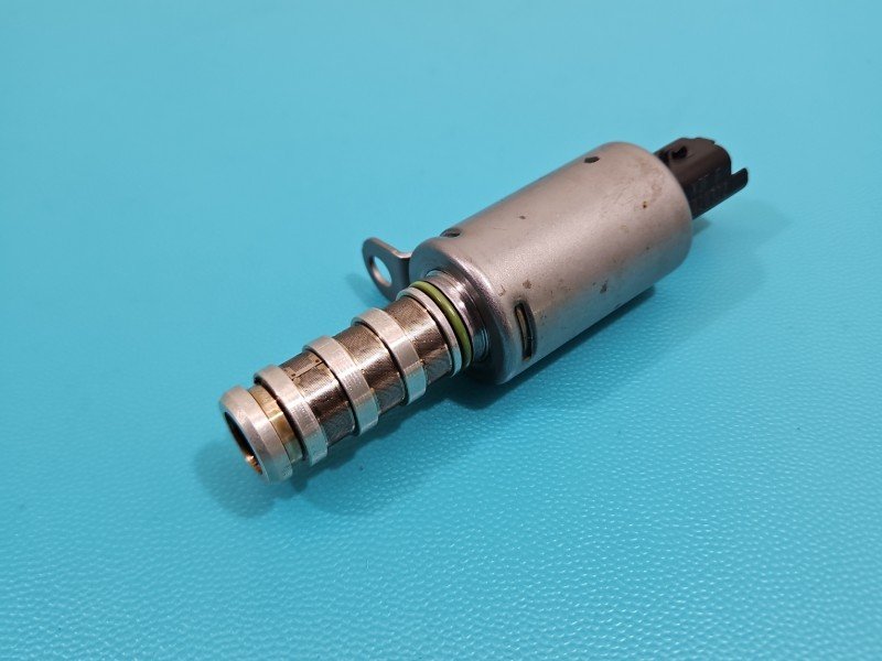 Czujnik faz rozrządu Citroen C4 II 9825813780 1.4 16V