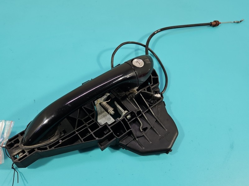 Klamka przód lewa zewnętrzna Mercedes ML W164 A1647600134