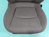 Fotel prawy przód pasażera Toyota Corolla E21 19- 4d EUROPA