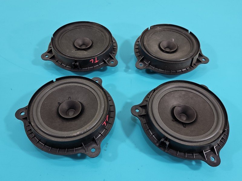 Głośniki komplet Nissan Juke I F15 10-19