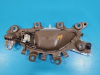 Klamka wewnętrzna przód prawa Mercedes W213 A2137601800