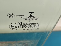 Szyba drzwi przód lewa Peugeot 3008 II HB