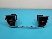 Kratka nawiewu środkowa Kia Rio IV 16-23 8974-10000