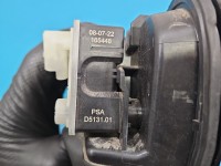 Klapka wlewu paliwa Peugeot 3008 II czarny, Peugeot, Europejska, Kod lakieru: Ktvd, uszkodzone mocowanie czary Ktvd