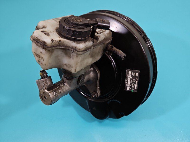 Serwo hamulcowe Skoda Octavia II 1K1614105AE, 137864-75014 2.0 tdi Serwo hamulcowe Skoda Octavia II 1K1614105AE, 137864-75014 2.0 tdi