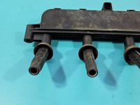 Cewka zapłonowa Peugeot 206 9628158580 1.1 8V wiel Peugeot, pęknięta przy mocowaniu