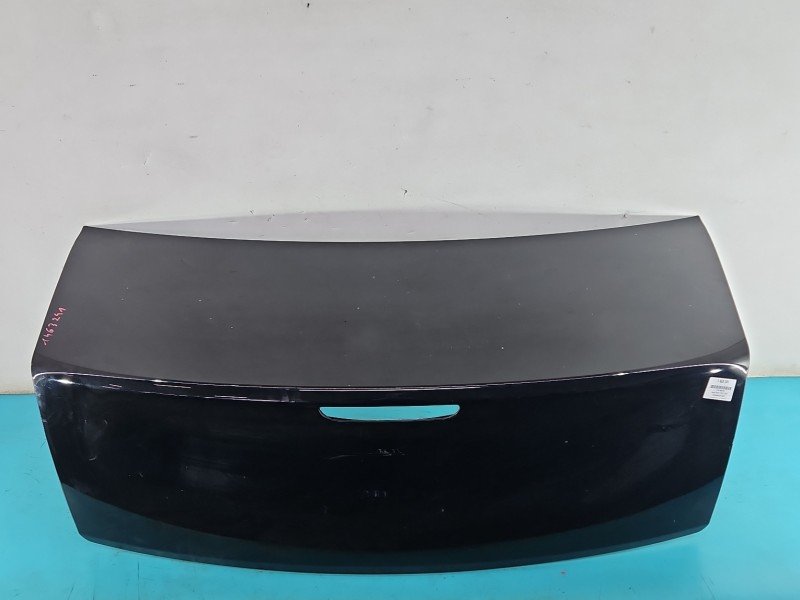 Klapa tył Lancia Thema II 11-14 sedan 4d czarny PX8 Klapa tył Lancia Thema II 11-14 sedan 4d czarny PX8