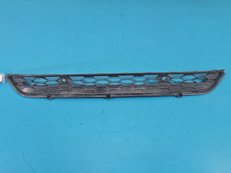 Zaślepka kratka zderzaka środkowa atrapa Vw Tiguan II 16- 5NA853677A