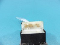 Przełącznik szyb Nissan Almera tino Funkcje: szyby EU 80961BU200