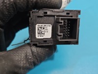 Przełącznik hamulca ręcznego Skoda Octavia IV 5E4927225B