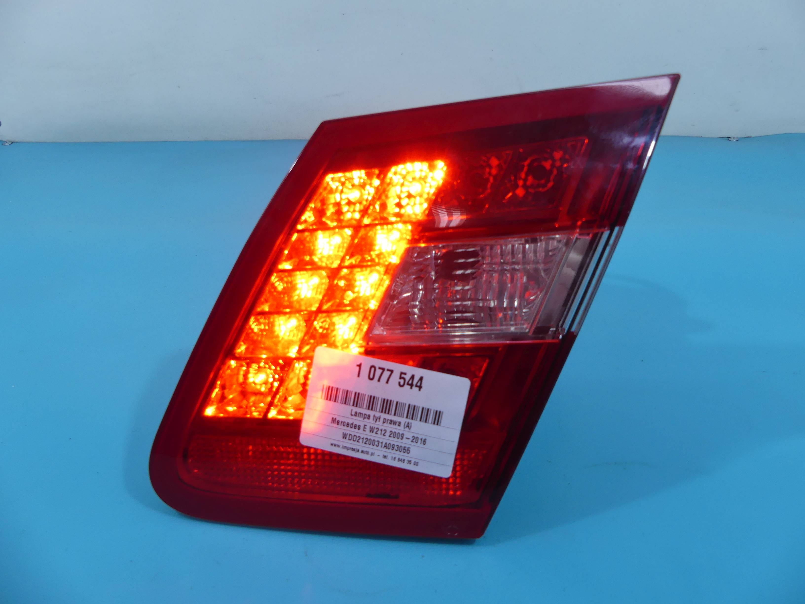 Lampa Tył Prawa Mercedes W212 Sedan