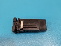 Przełącznik podgrzewania foteli Toyota Verso 09- 15B088