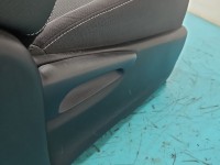 Fotel prawy przód pasażera Toyota Corolla E16 E18 13- 4d EUROPA