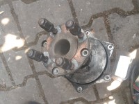 Piasta koła tył lewa zwrotnica łożysko Honda VFR 800 98-01 0.8b