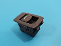 Przełącznik tylnej klapy BMW G30 9327029