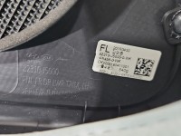 Tapicerka drzwi przód lewa boczek Kia Stinger 82310-J5000