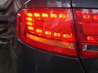 Lampa tył lewa AUDI A4 B8 sedan Producent części: Audi, SEDAN LED W BŁOTNIK 07-11 EUROPA