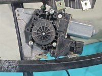 Podnośnik przód prawy Audi A4 B5 8D0959802D 5d