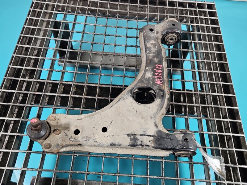 Wahacz przód prawy Opel Astra II G przedni