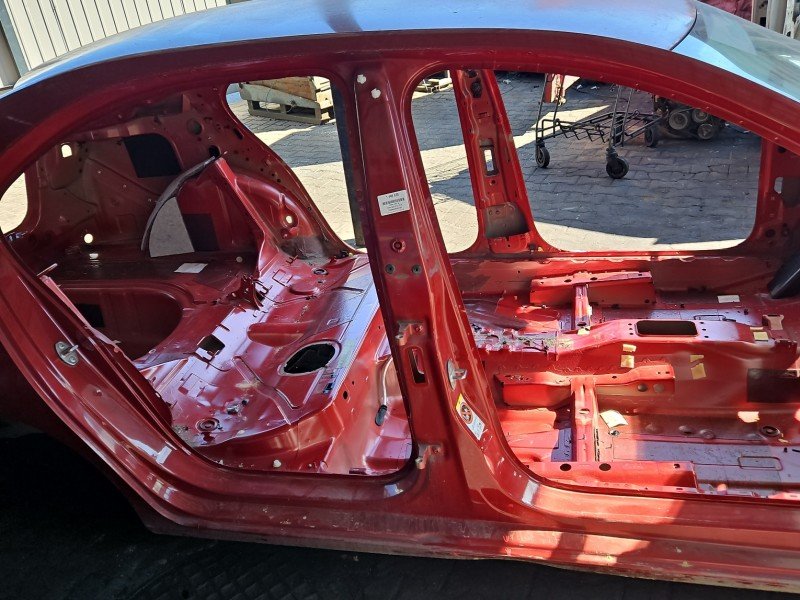 Próg prawy SŁUPEK ŚRODKOWY B Skoda Rapid HB 5d Próg prawy SŁUPEK ŚRODKOWY B Skoda Rapid HB 5d