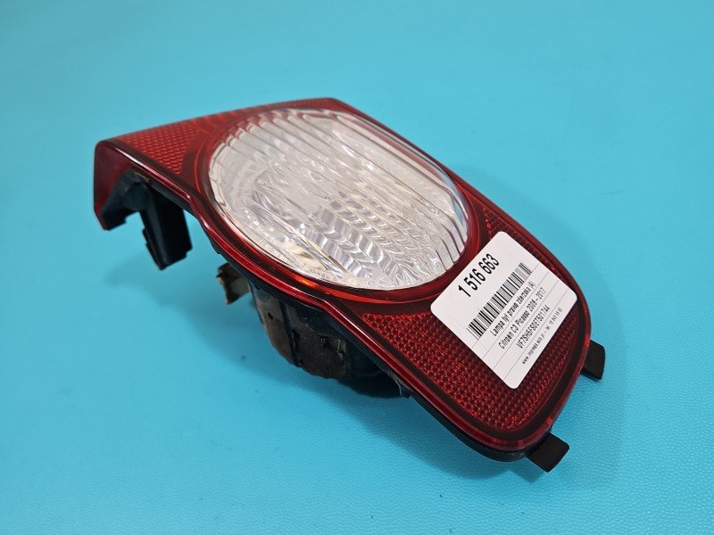 Lampa tył prawa zderzaka przeciwmgielna Citroen C3 Picasso 08-17 9681751680